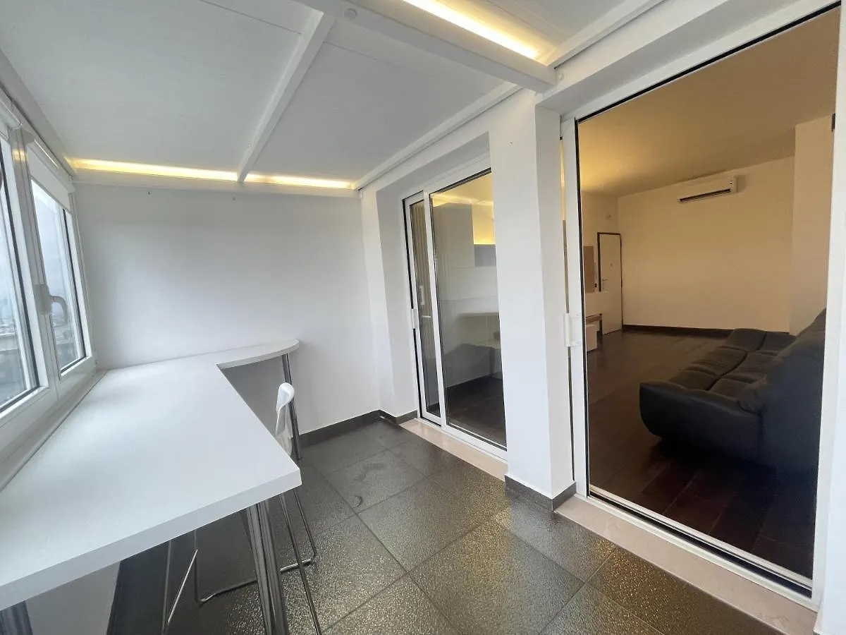 Cconforthotels Appartamento Skyline Μπάρι 0*,  Ιταλία